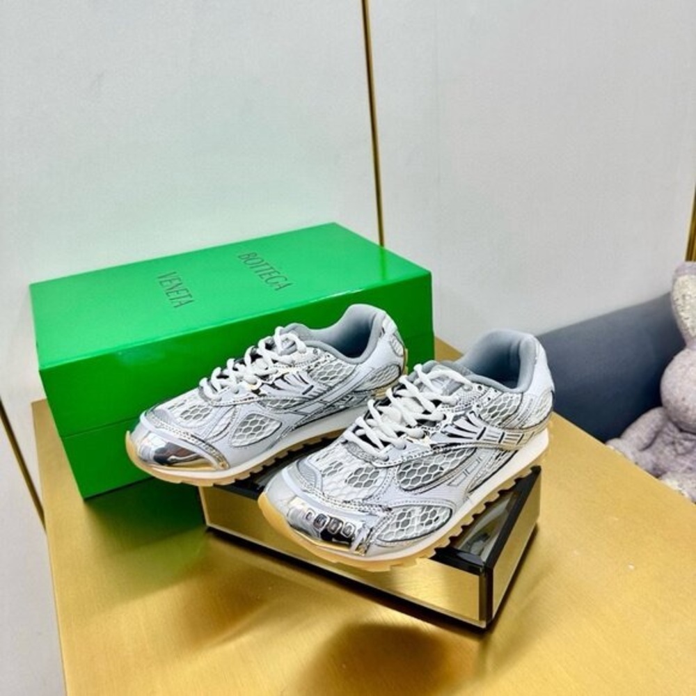 Bottega Veneta Orbit Sneakers Sliver & White